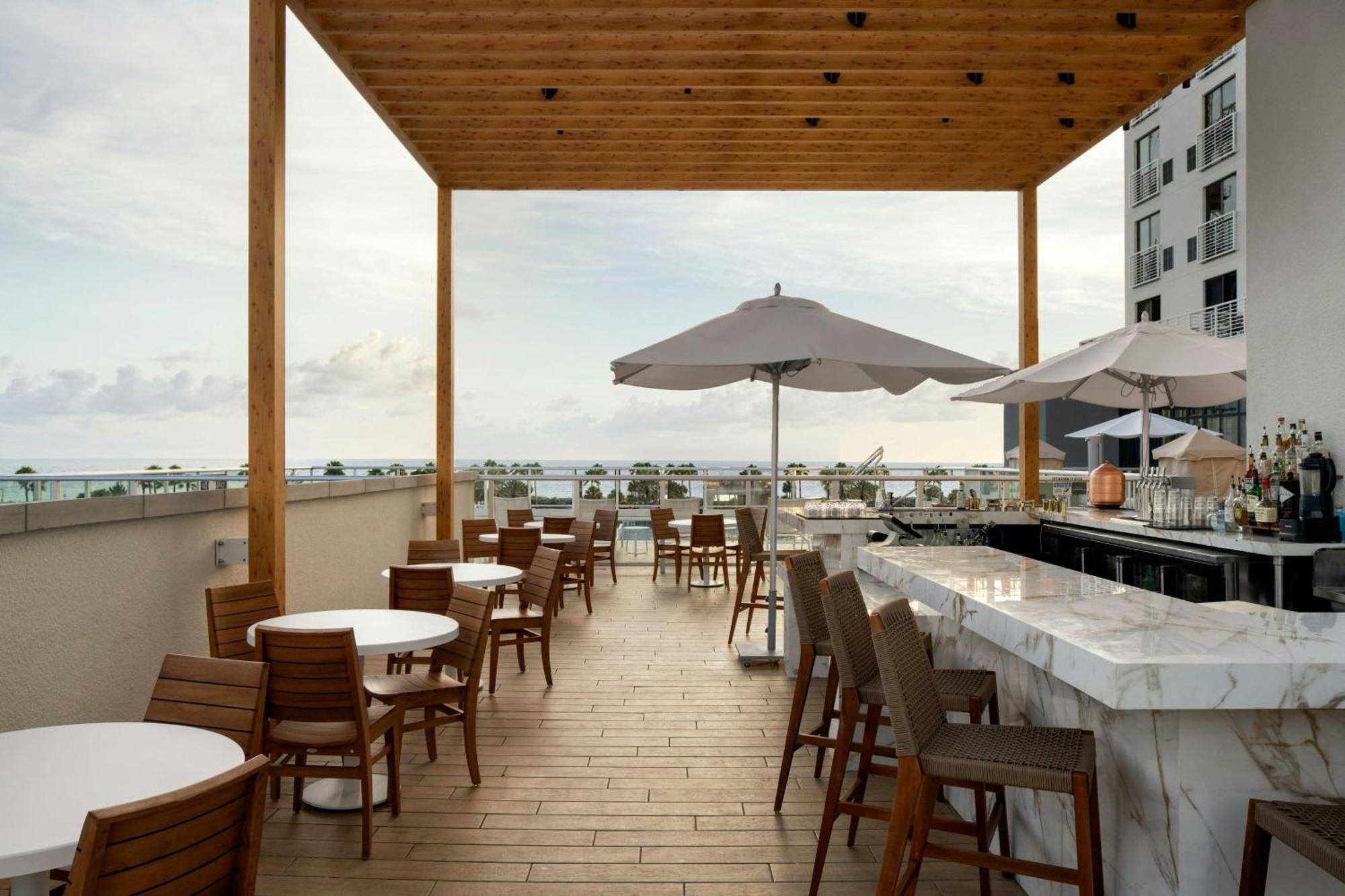 Ac Hotel By Marriott Clearwater Beach Εξωτερικό φωτογραφία