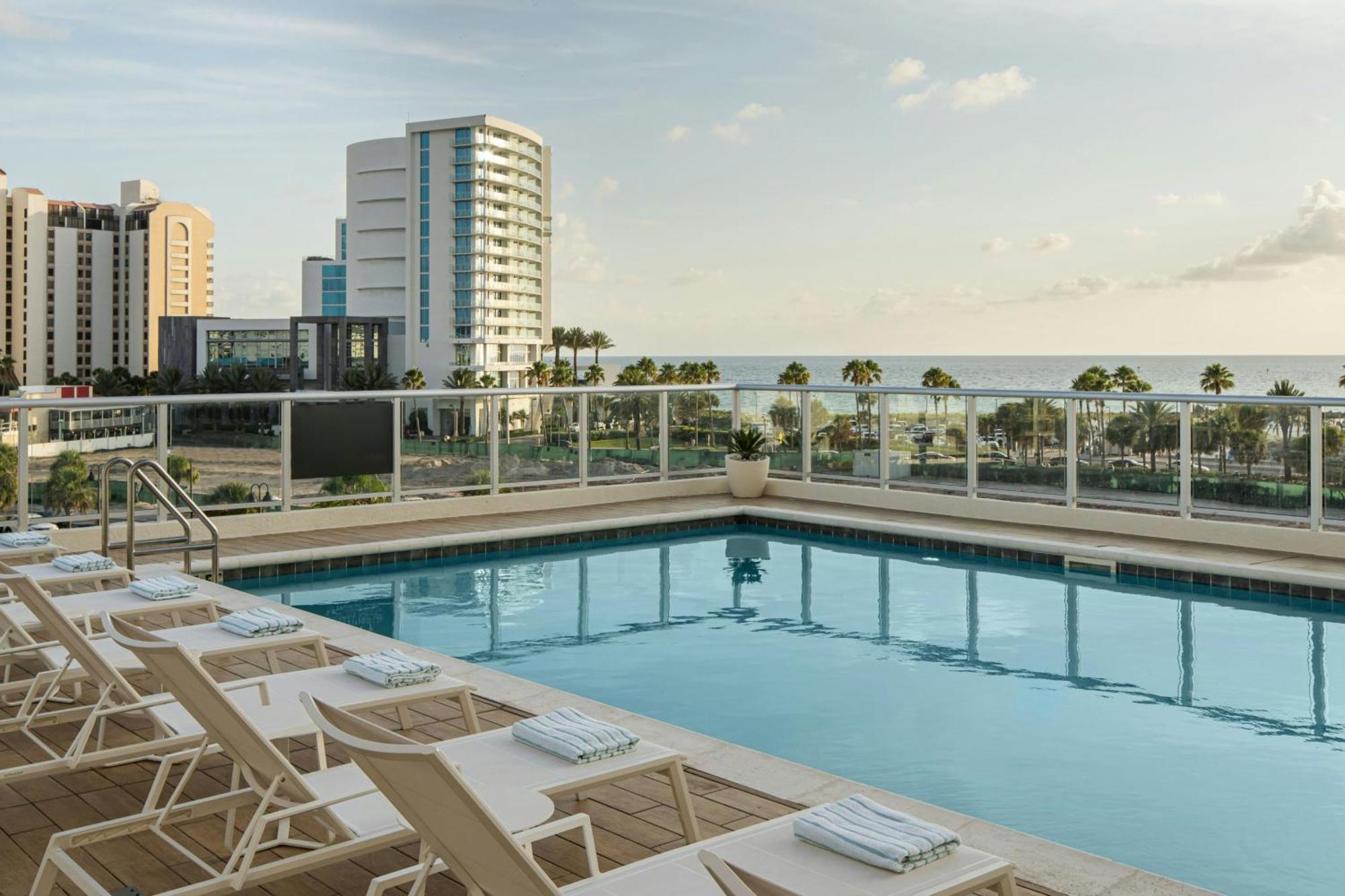 Ac Hotel By Marriott Clearwater Beach Εξωτερικό φωτογραφία