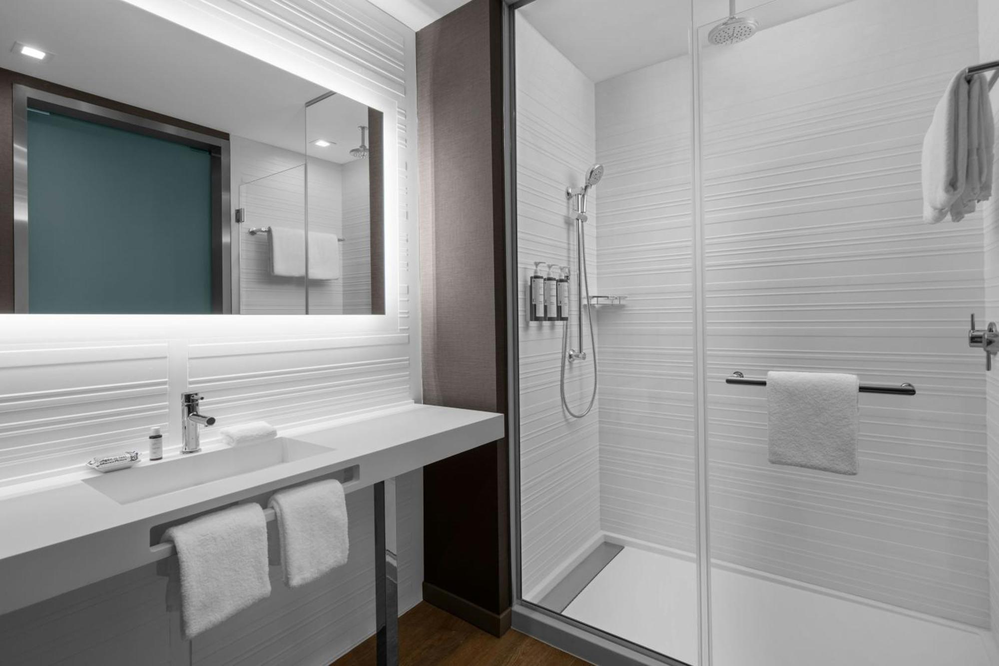 Ac Hotel By Marriott Clearwater Beach Εξωτερικό φωτογραφία
